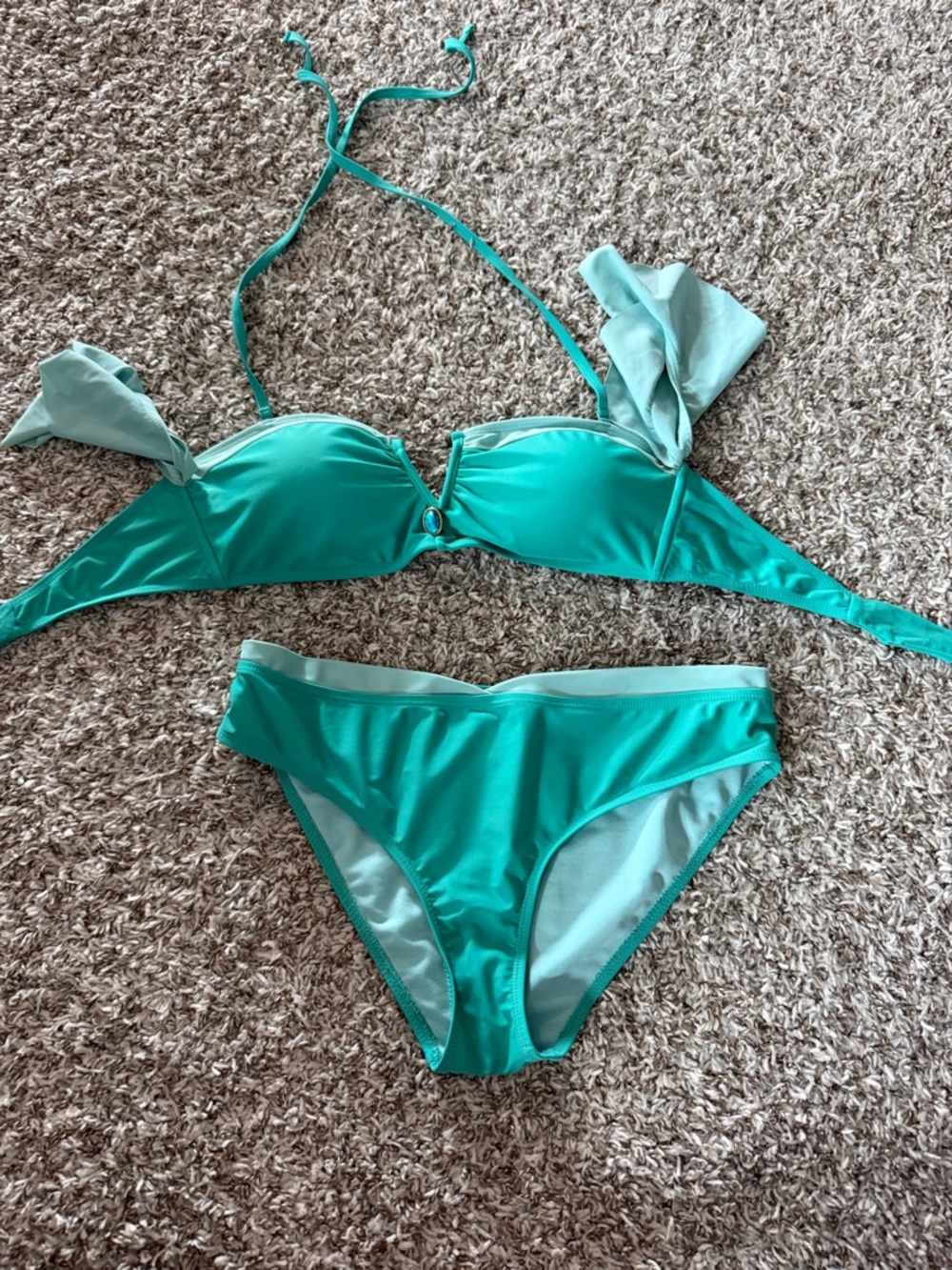 Disney Aladdin Jasmine Off-The-Shoulder Swim Top and bottom